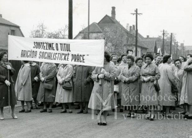 Jak se žilo za socialismu? Přednáška Nová socialistická žena.